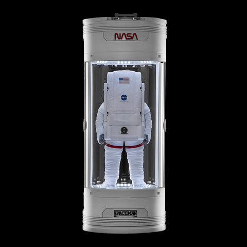 UPOINT STUDIO - Spaceman 3 The 1:4 NASA Astronaut Scale model