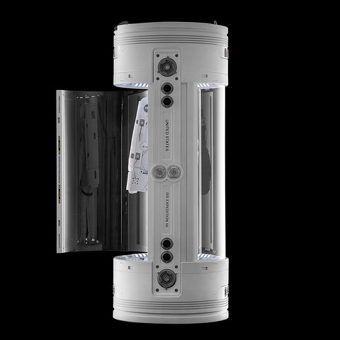 UPOINT STUDIO - Spaceman 3 The 1:4 NASA Astronaut Scale model